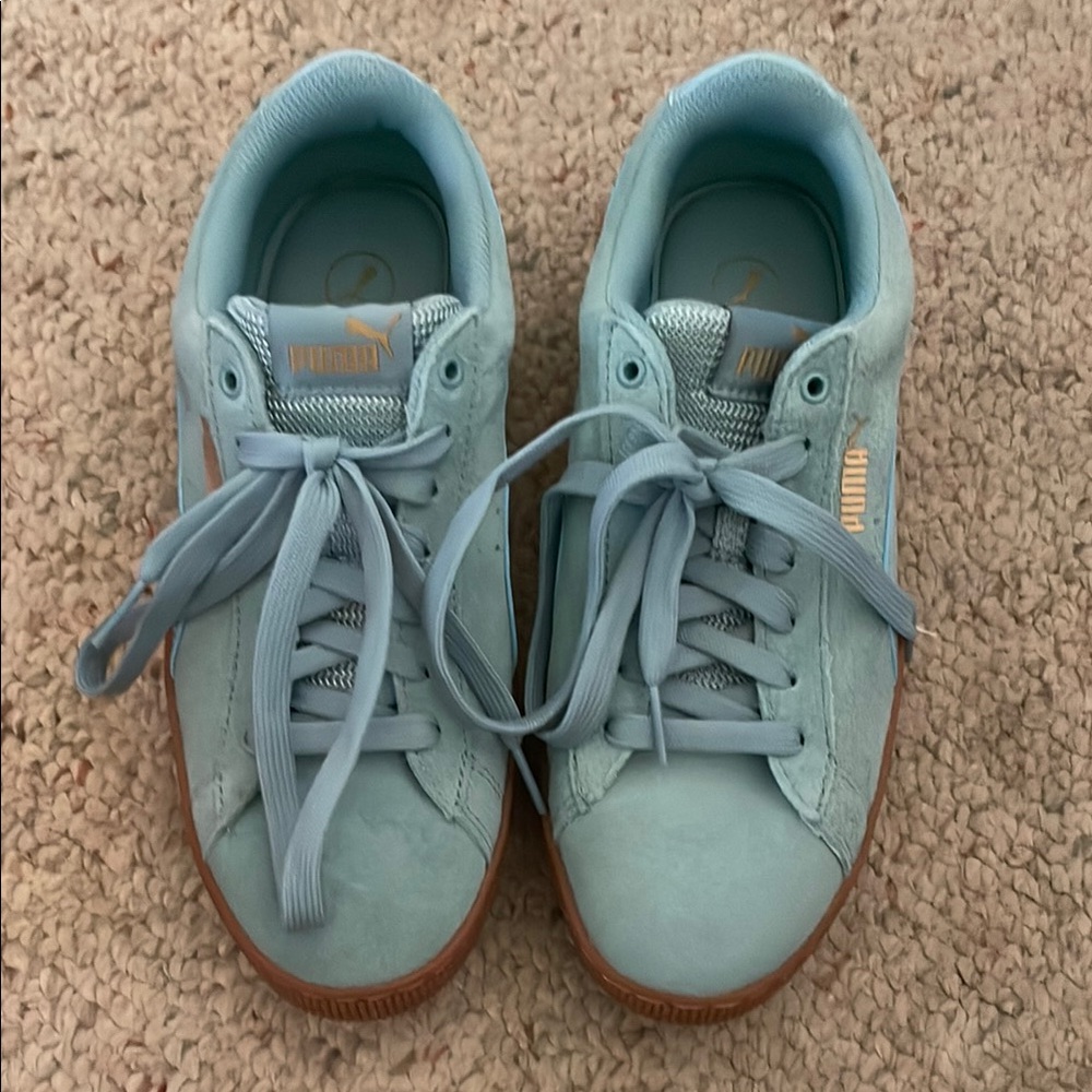 Puma Blue Sneakers Classic Suede Design.  New without box